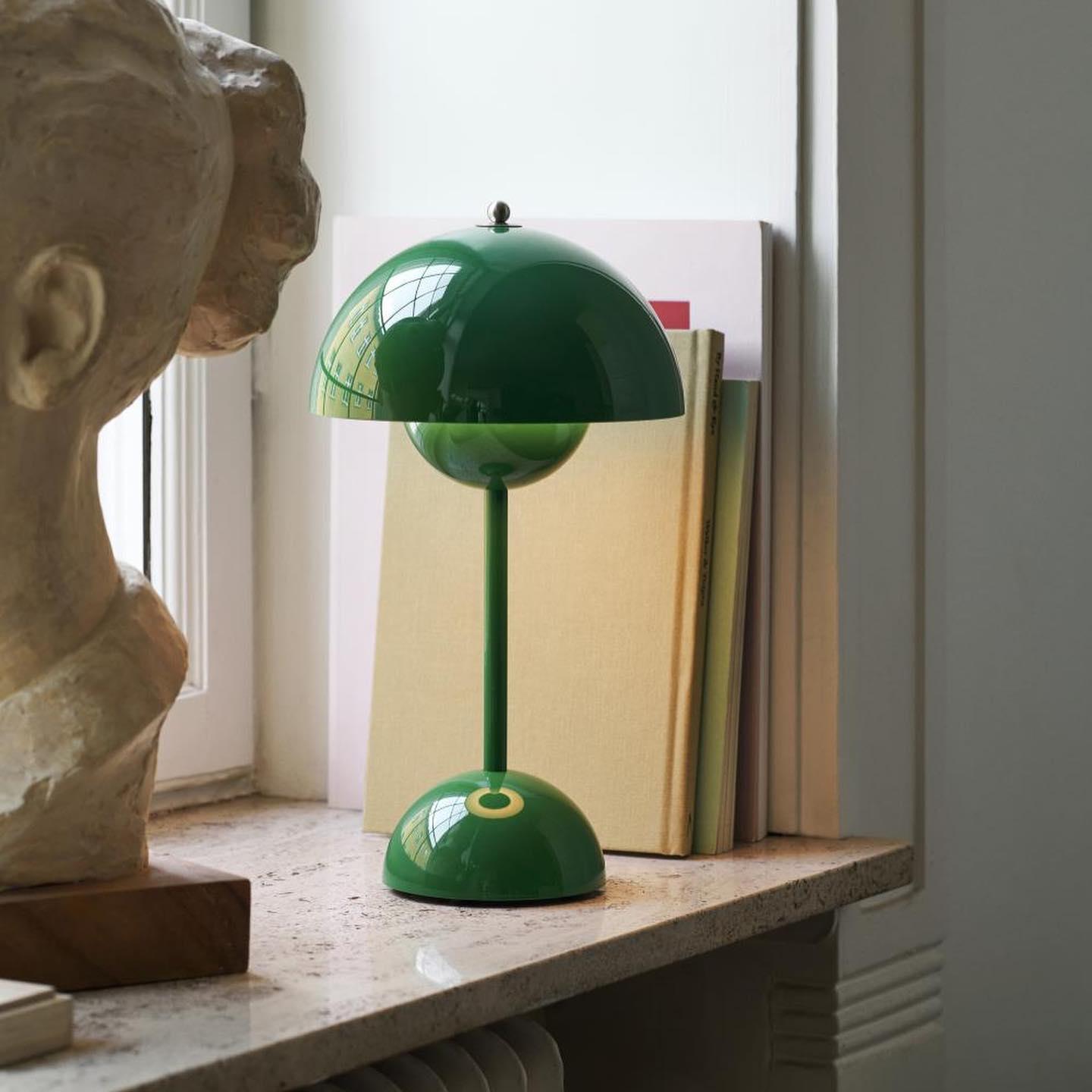 Orbelle Rechargeable Desk Lamp
