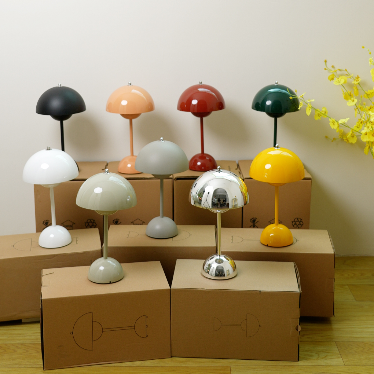 Orbelle Rechargeable Desk Lamp
