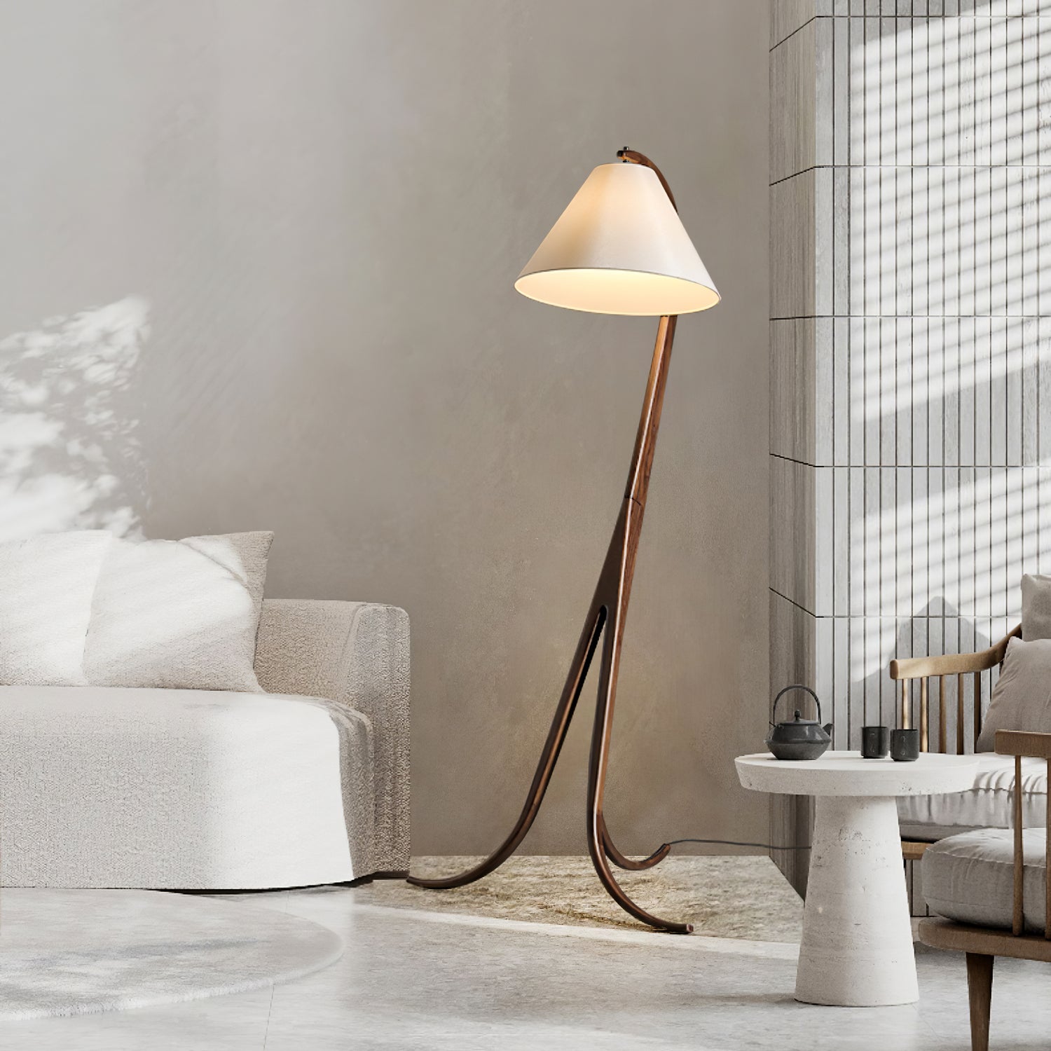 Orellis Curved Wood Floor Lamp