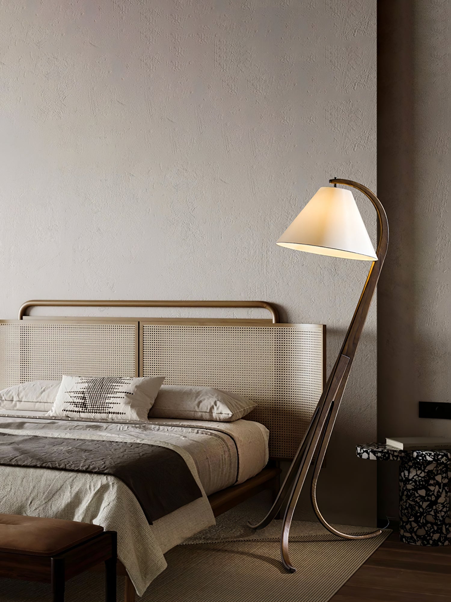Orellis Curved Wood Floor Lamp