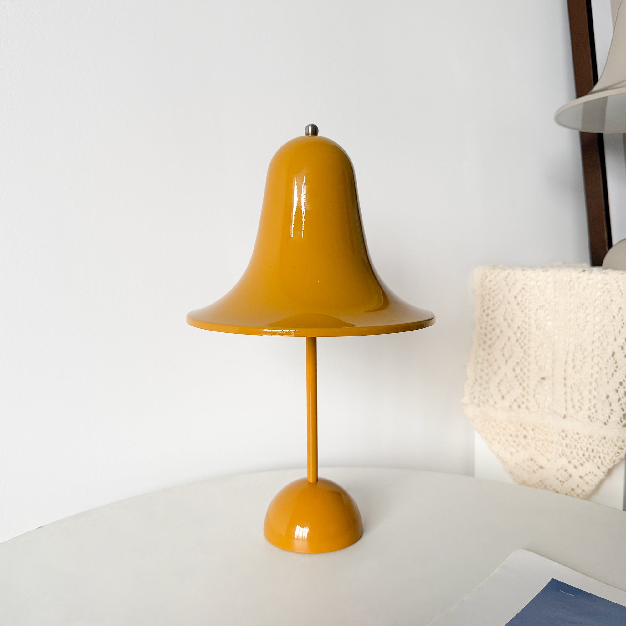 Pantop Bell Rechargeable Table Lamp