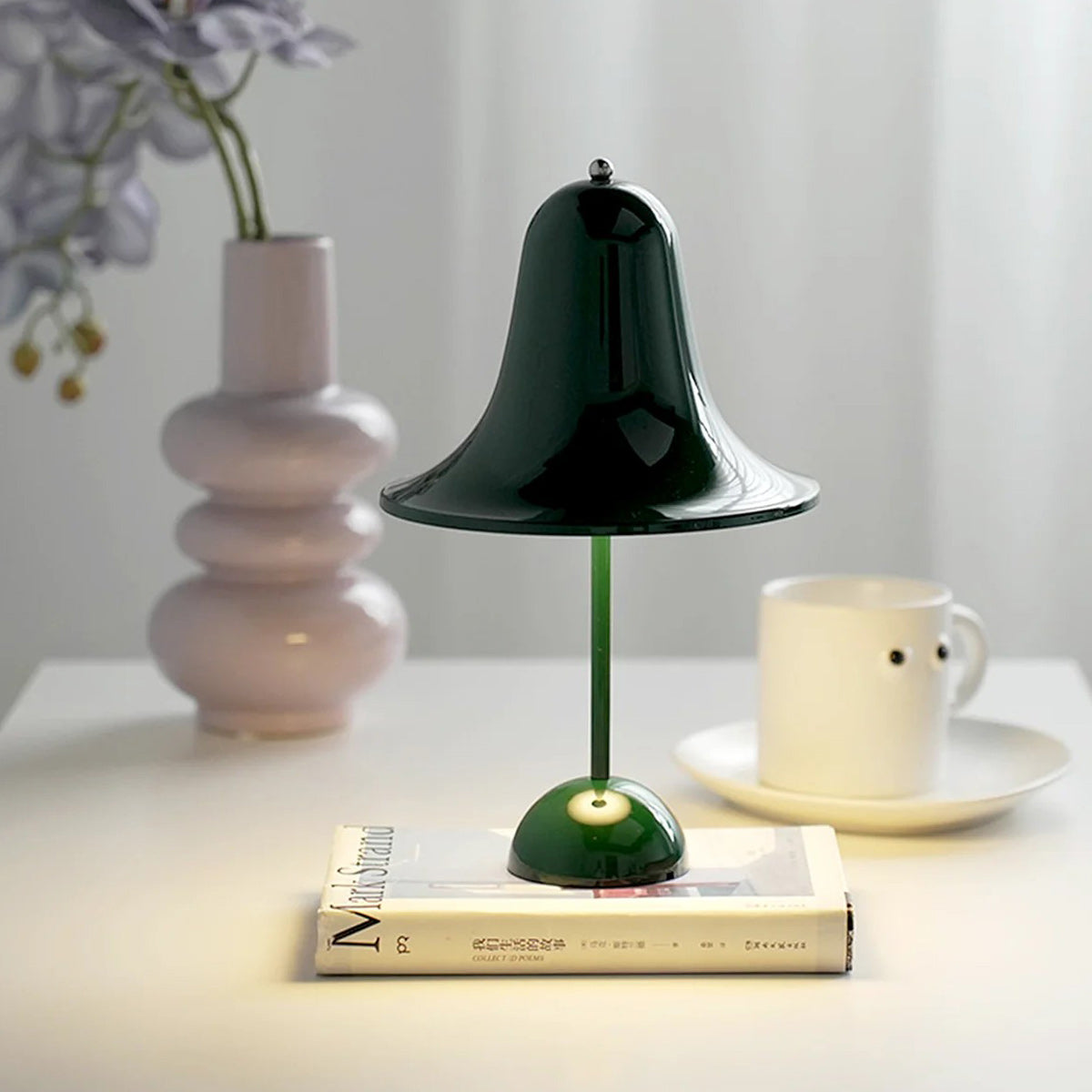 Pantop Bell Rechargeable Table Lamp