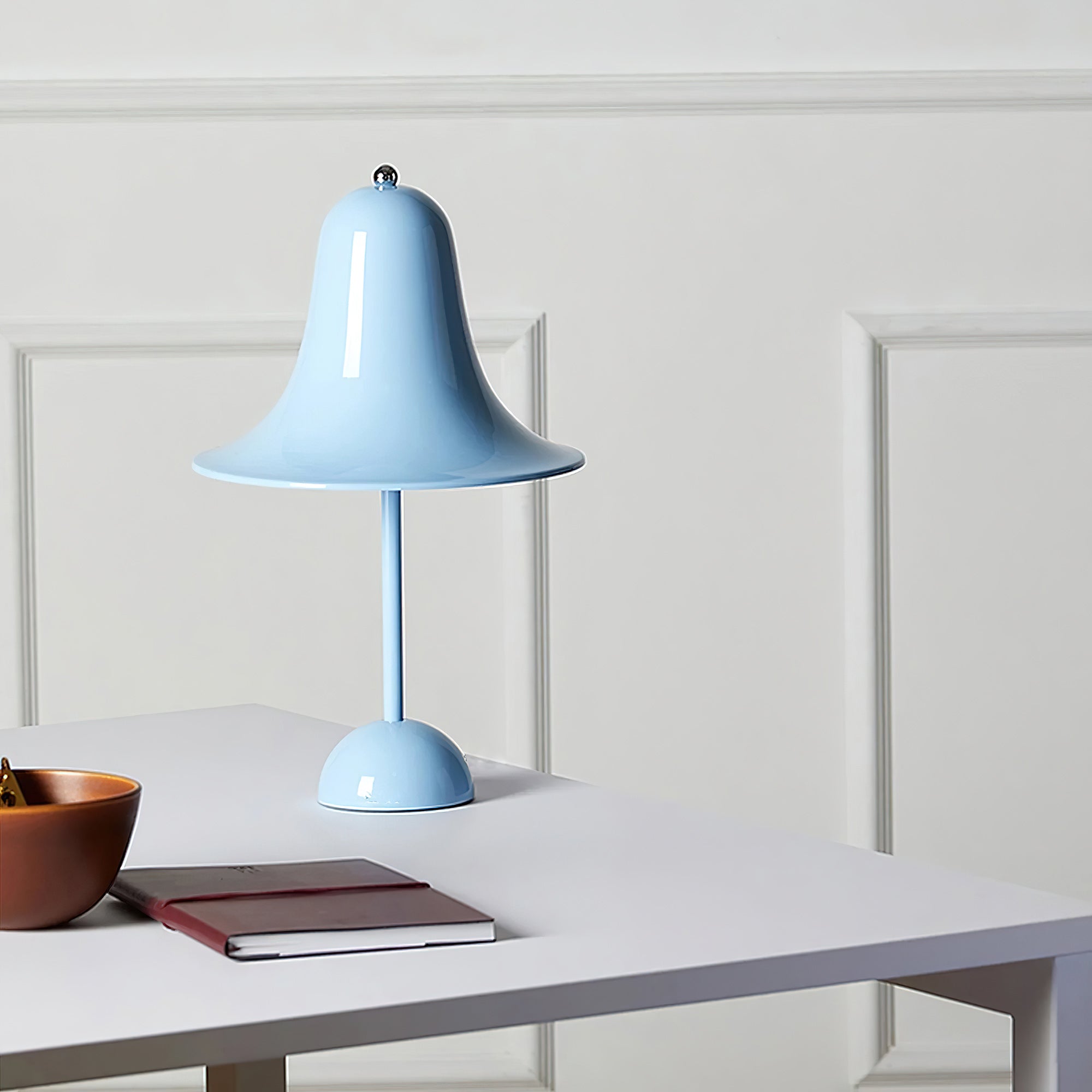 Pantop Bell Rechargeable Table Lamp