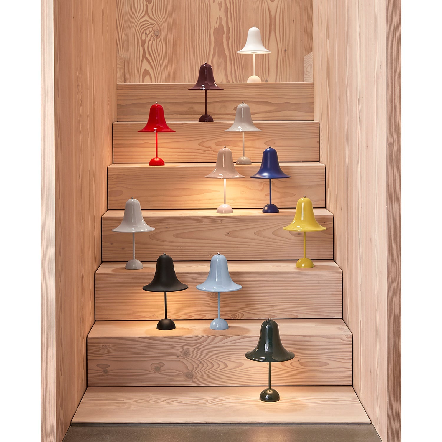Pantop Bell Rechargeable Table Lamp