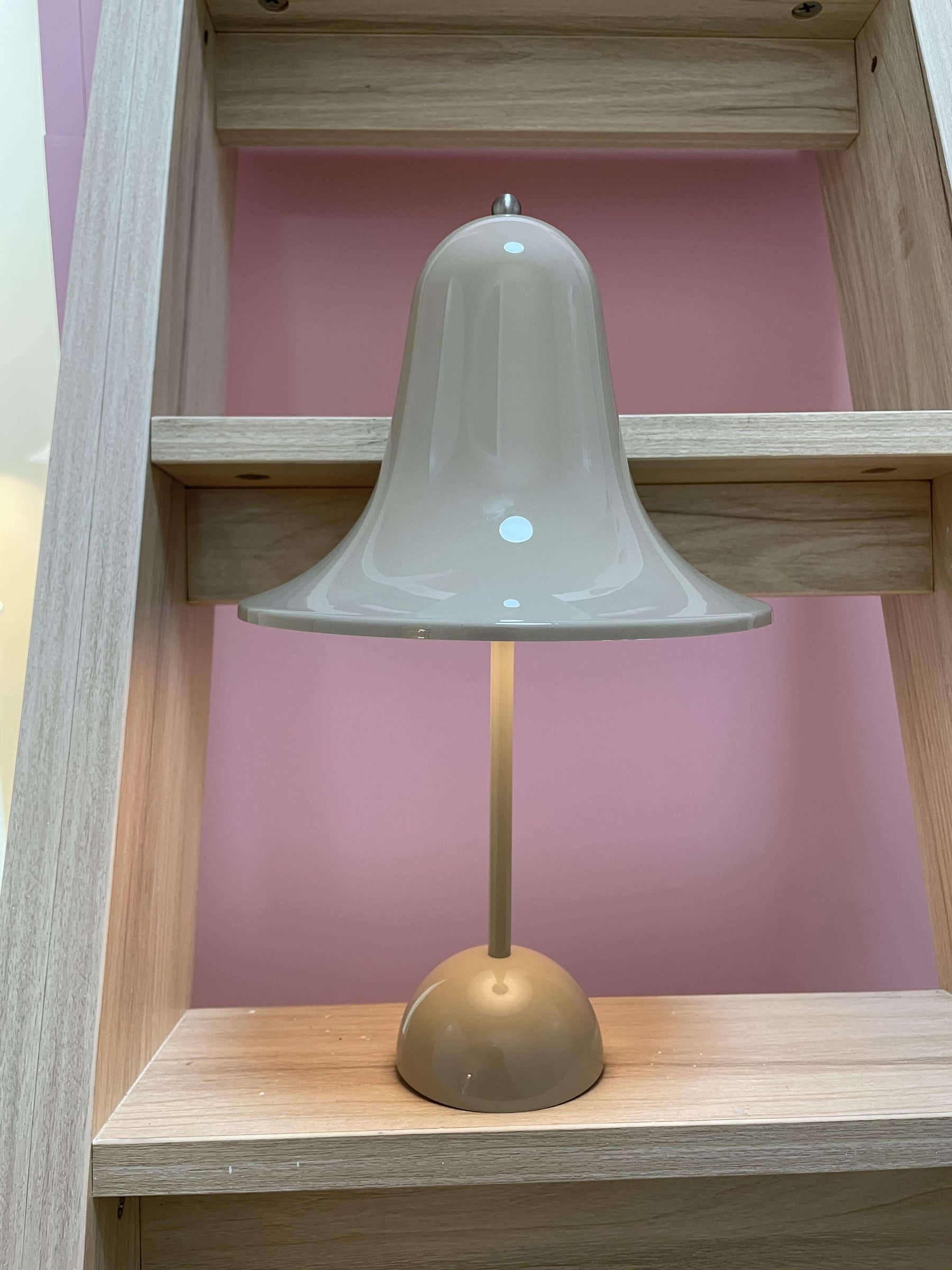 Pantop Bell Rechargeable Table Lamp