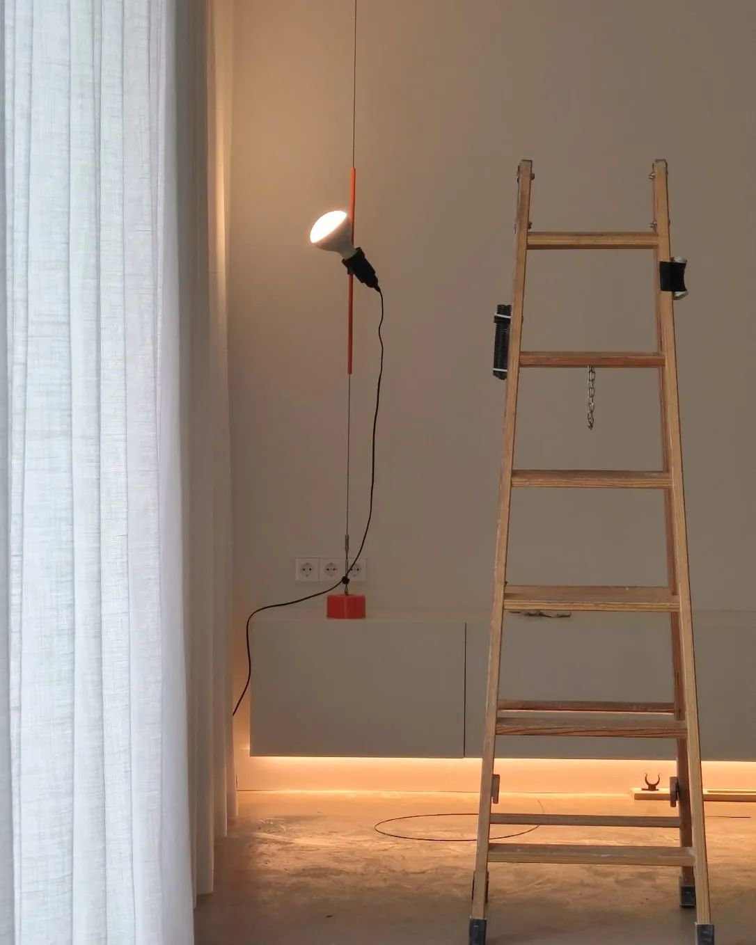 Parentesi Tension Cable Floor Lamp