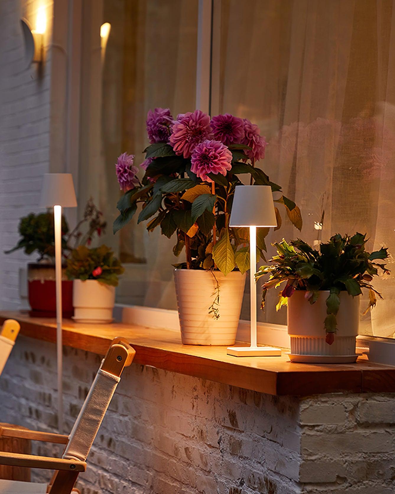 Poldina Cordless Rechargeable LED Table Lamp