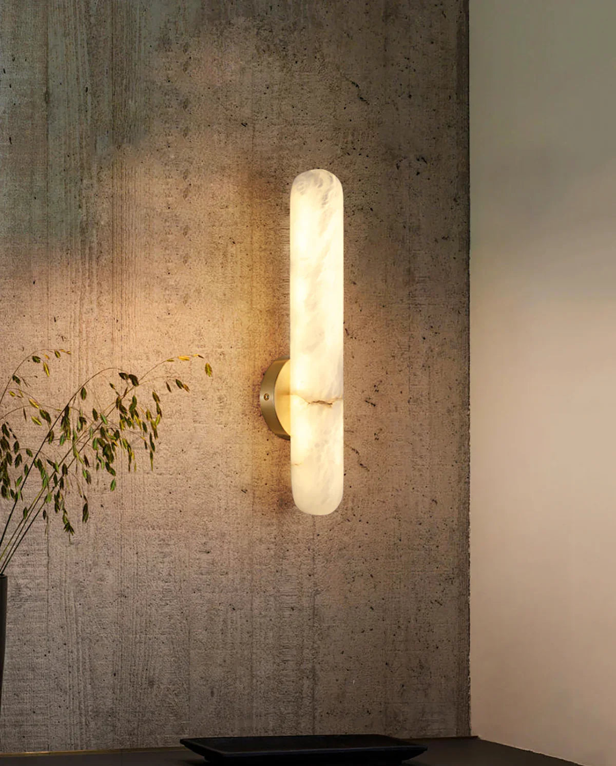 Selune Alabaster Column Wall Light