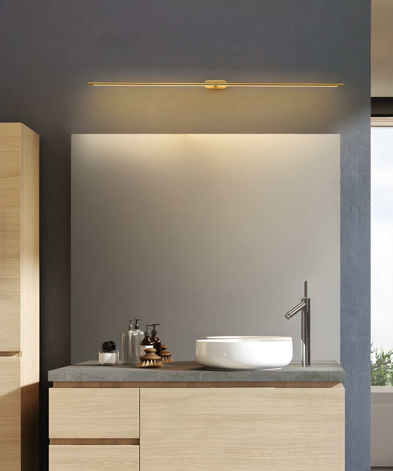 Solen Linear LED Wall Light