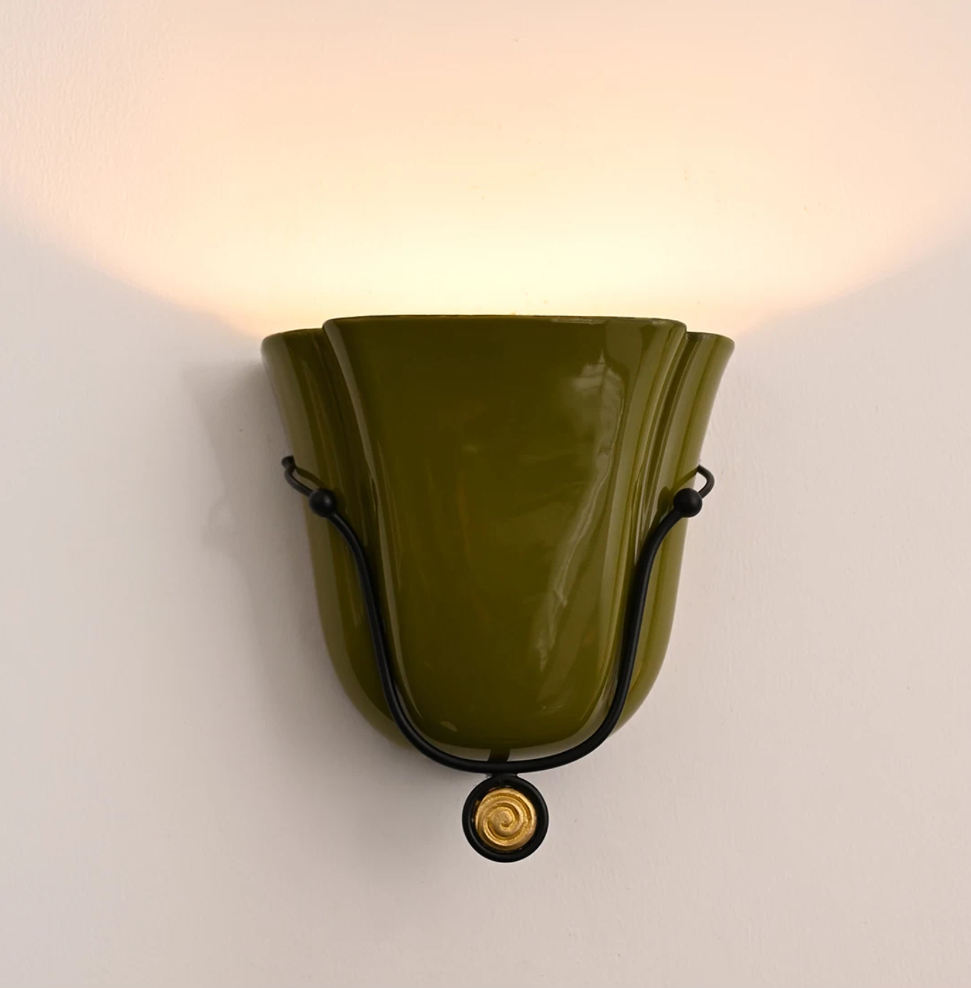 Solenne Shell Wall Sconce