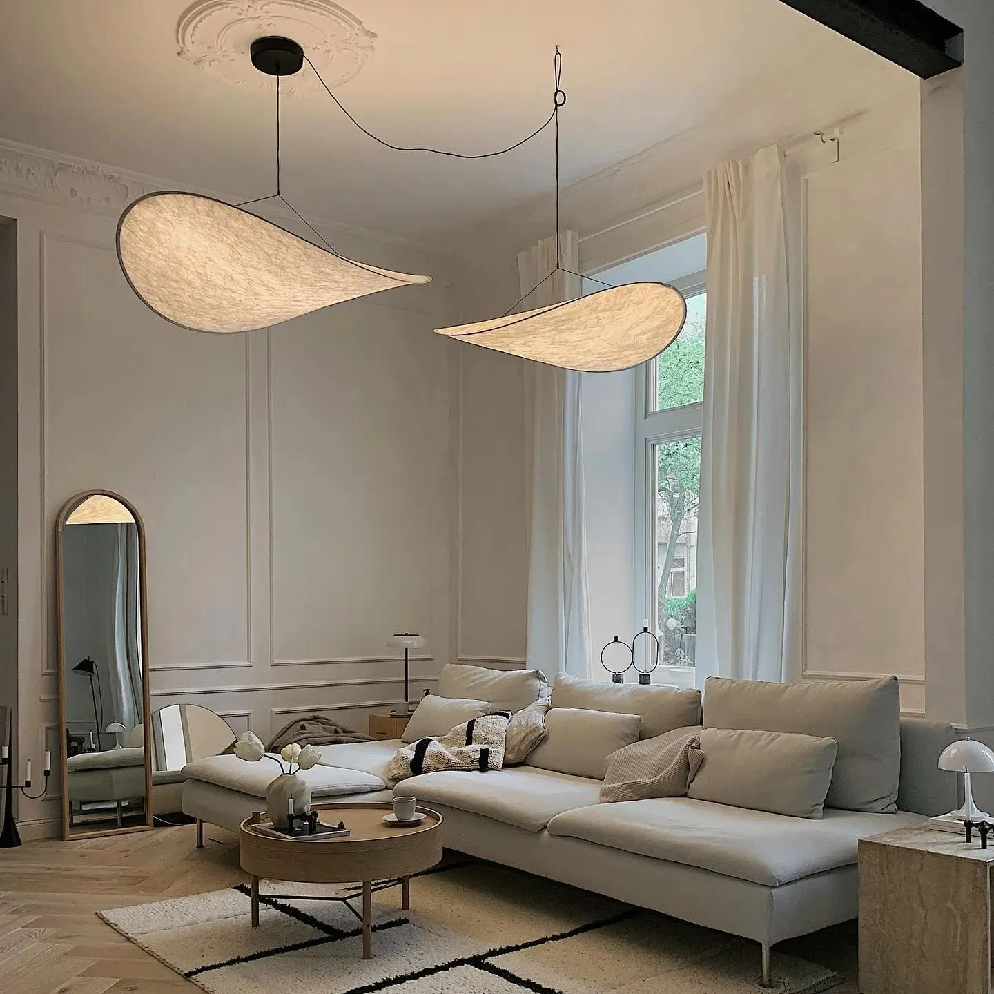 Aeris Cloud Disc Pendant Light