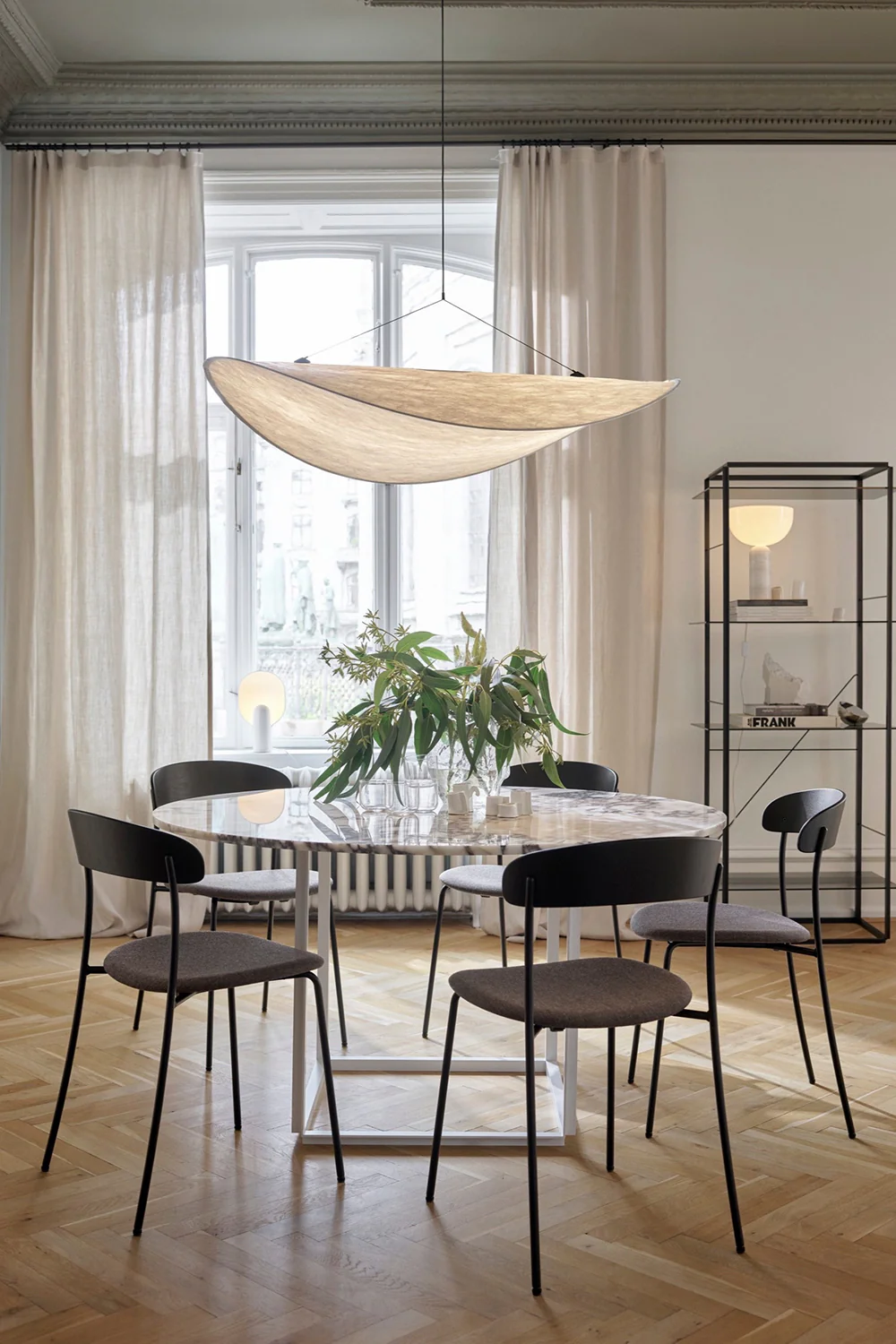 Aeris Cloud Disc Pendant Light