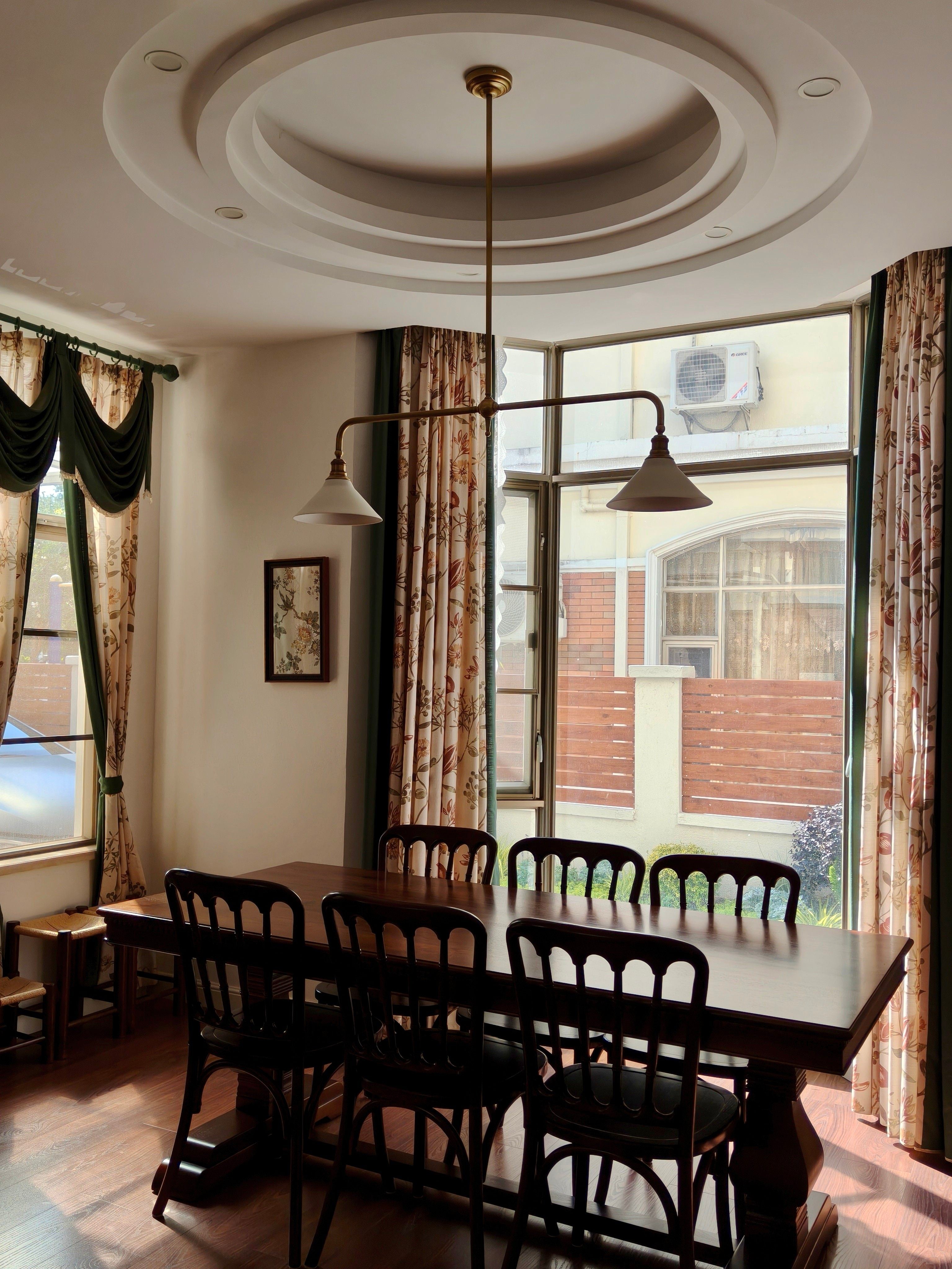 Thetford Pendant Light
