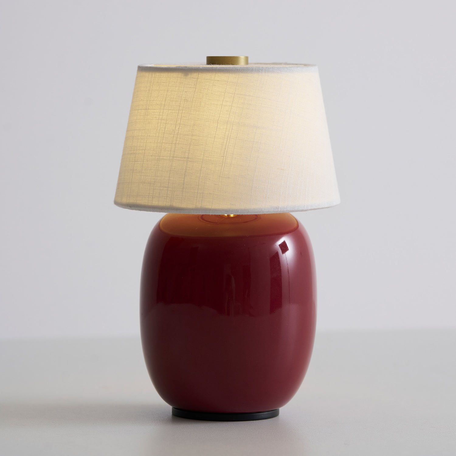 Torso Petite Cordless Table Lamp