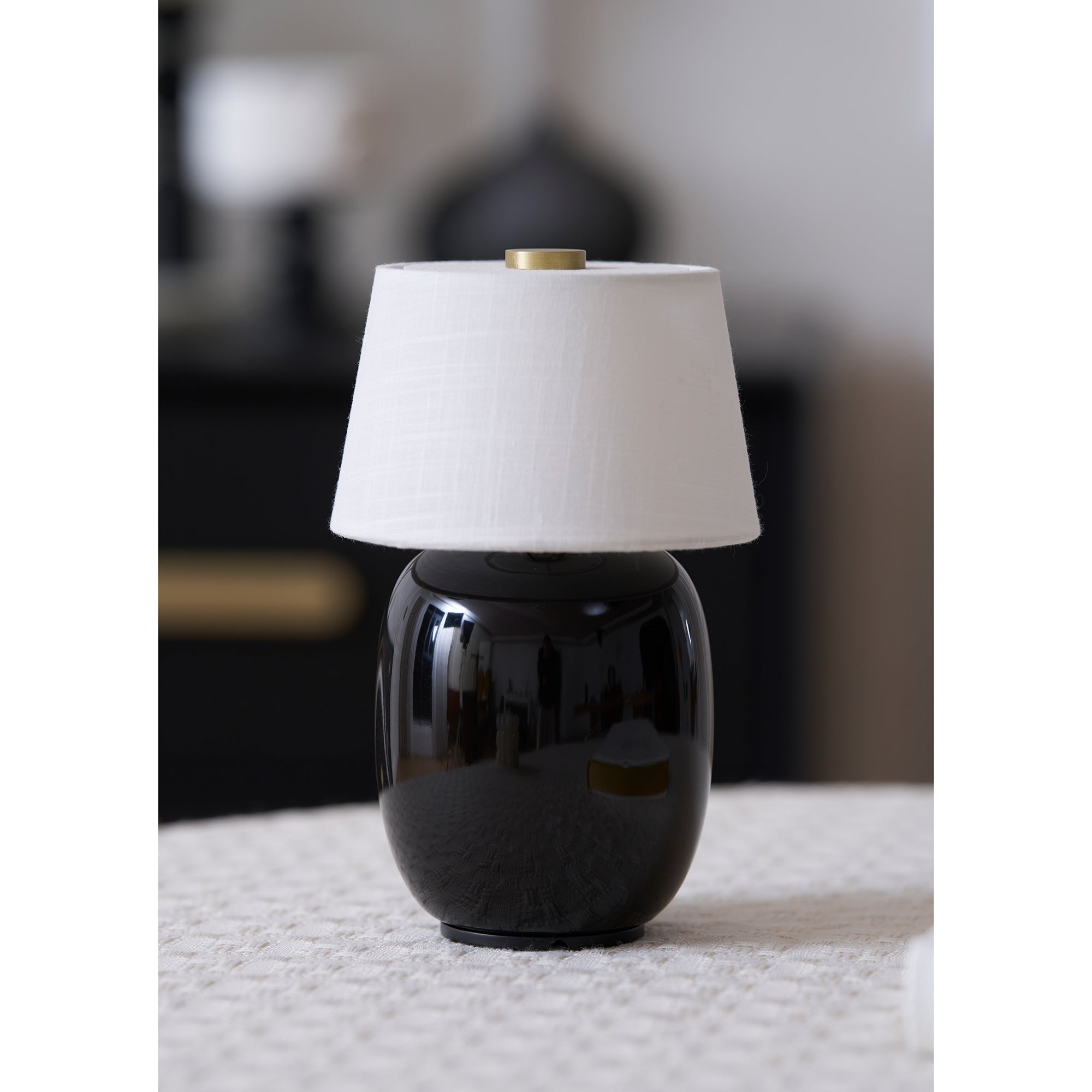 Torso Petite Cordless Table Lamp