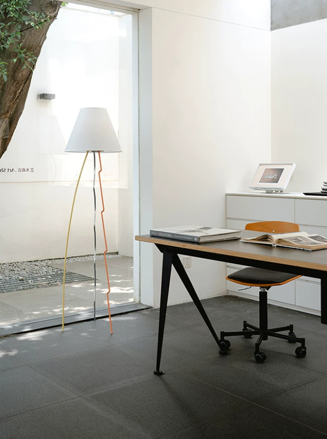 Trivelle Color Line Tripod Floor Lamp