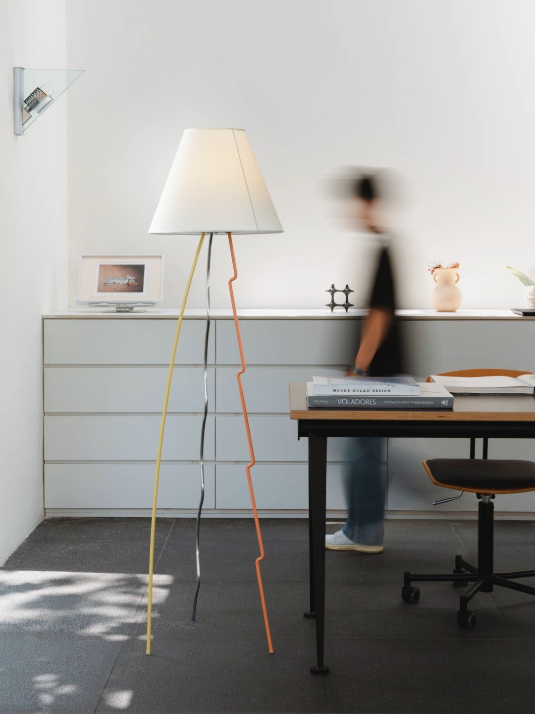 Trivelle Color Line Tripod Floor Lamp