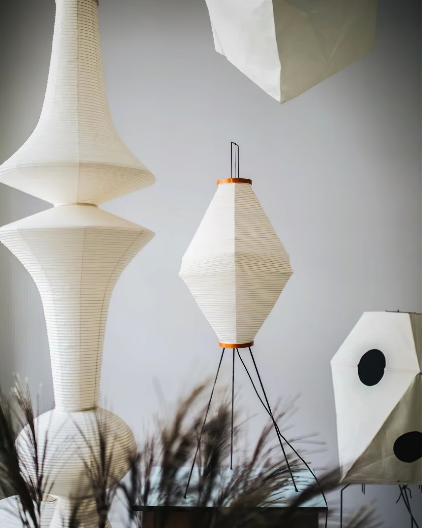 Tsuraya Tall Washi Paper Pendant Light