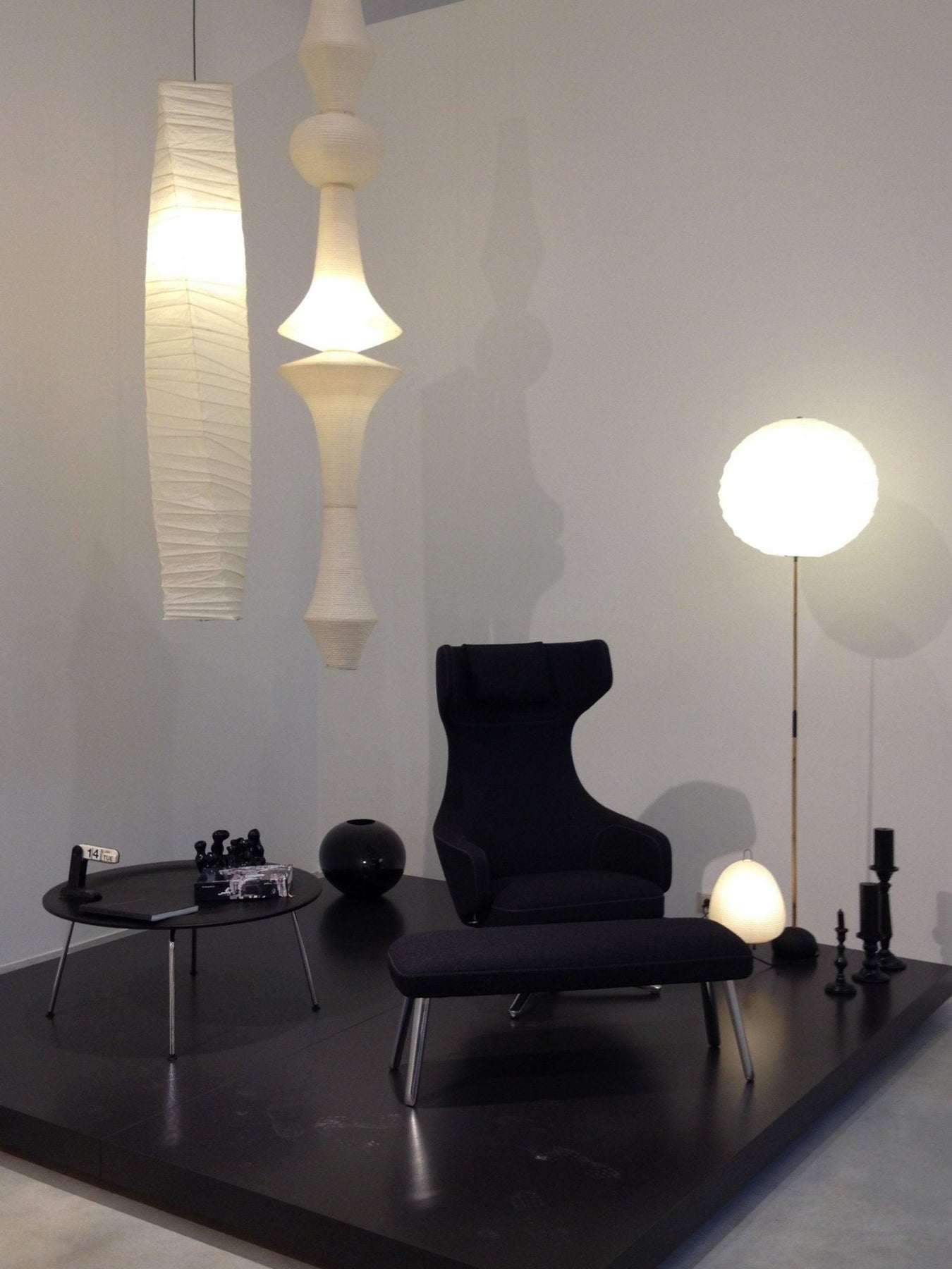 Tsuraya Tall Washi Paper Pendant Light