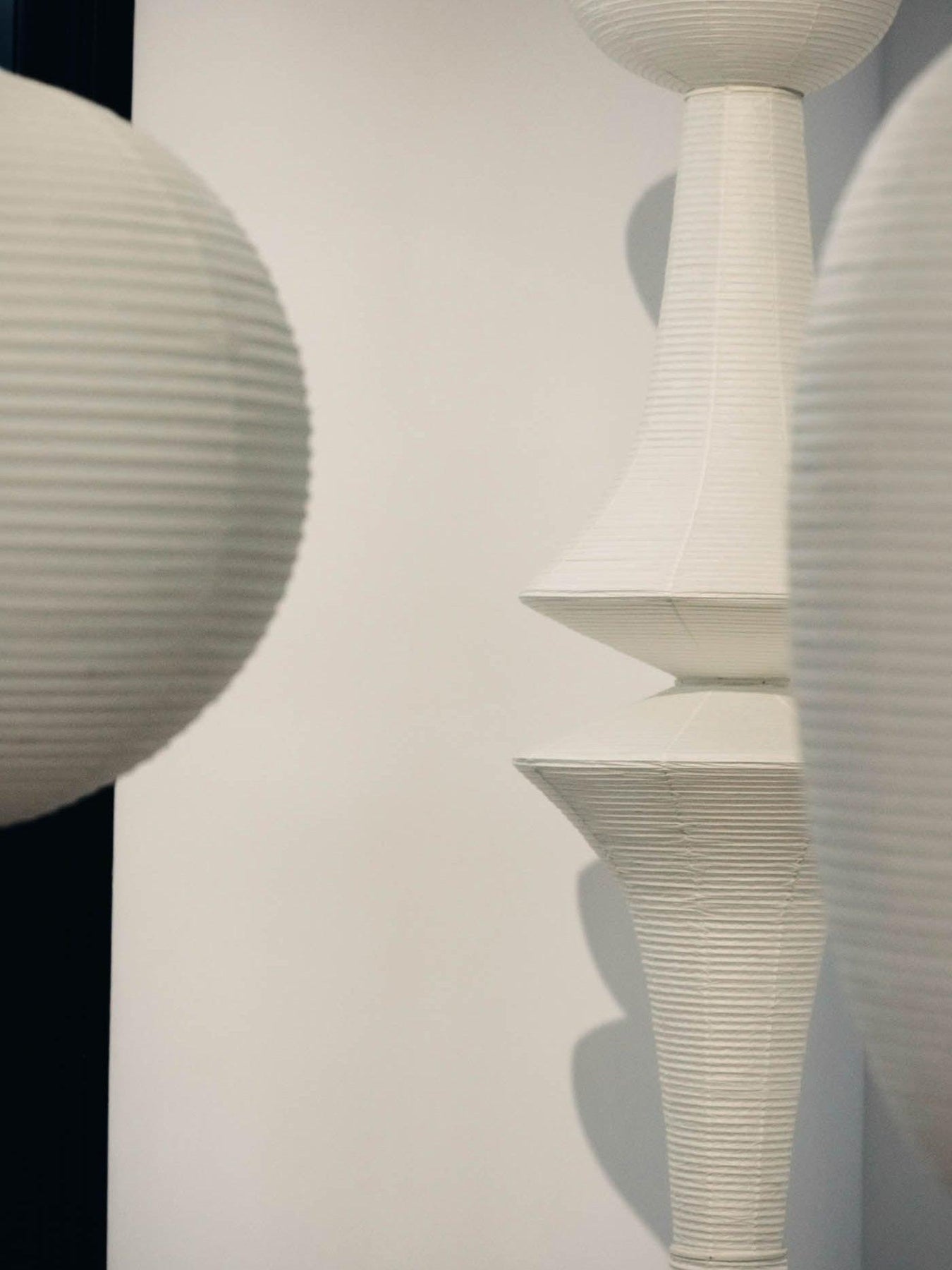 Tsuraya Tall Washi Paper Pendant Light