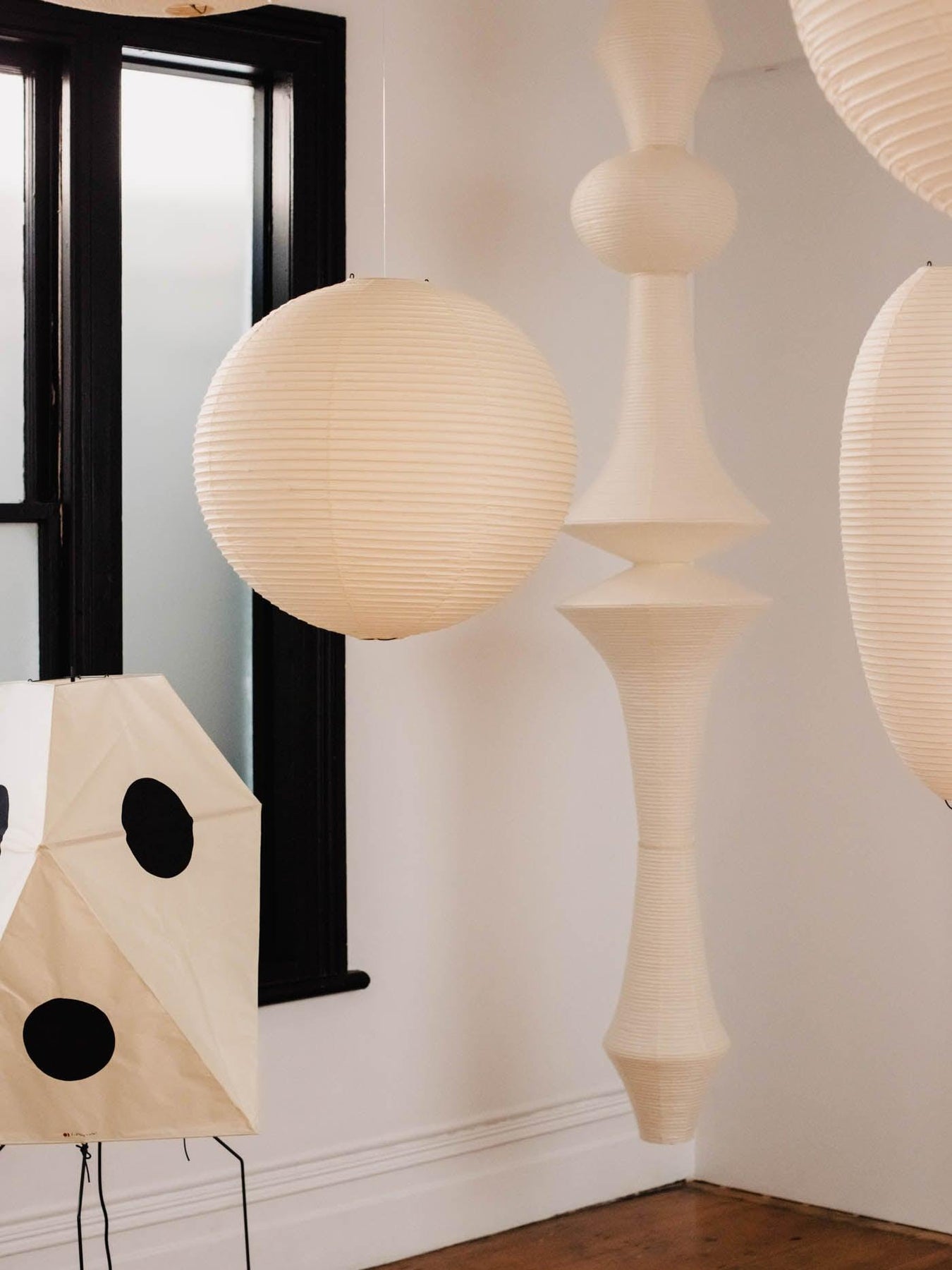Tsuraya Tall Washi Paper Pendant Light