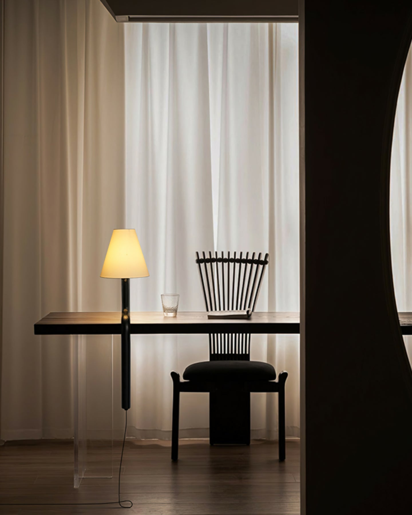Velora Sculptural Bentwood Table Lamp