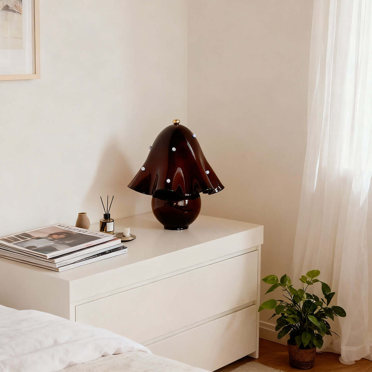Vera Table Lamp