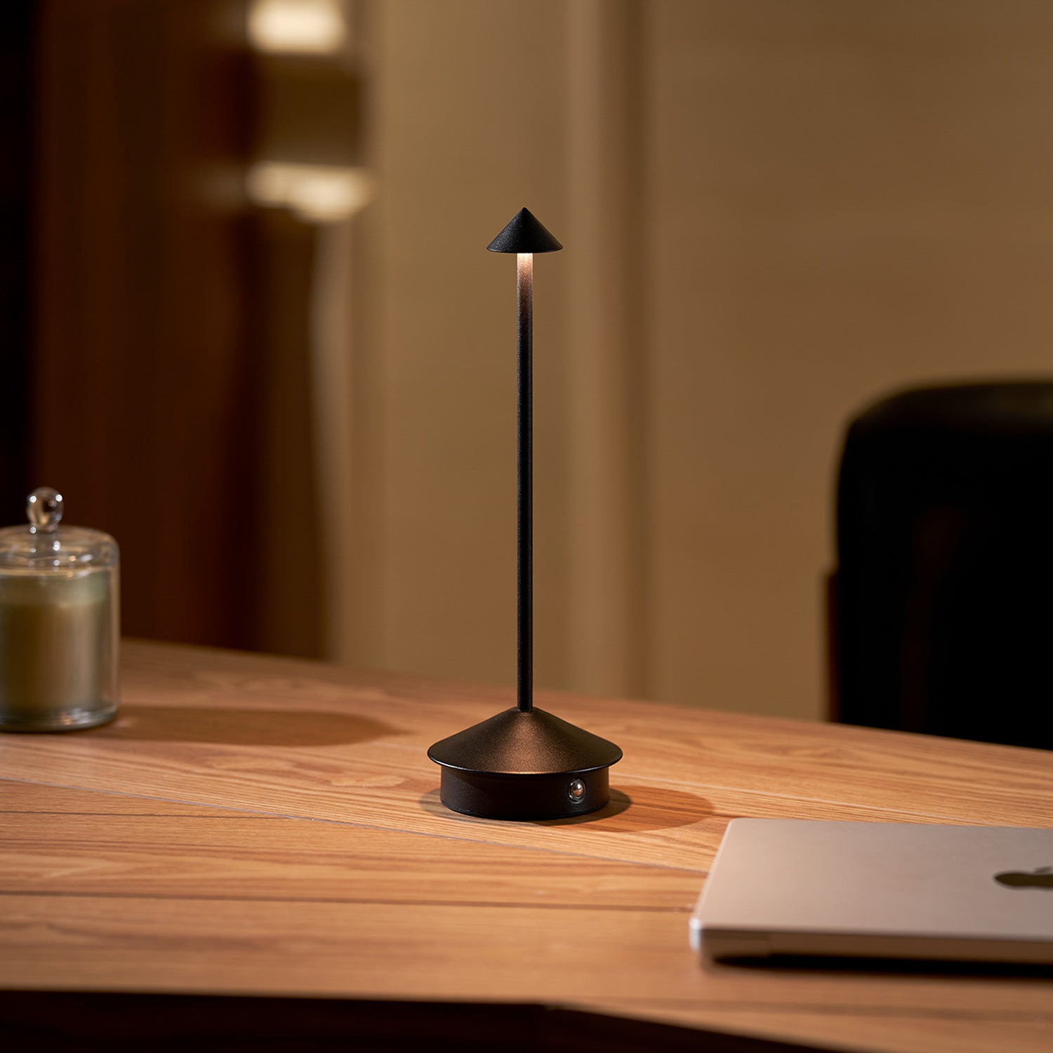 Close view of the Pina lamp finish and diffuser