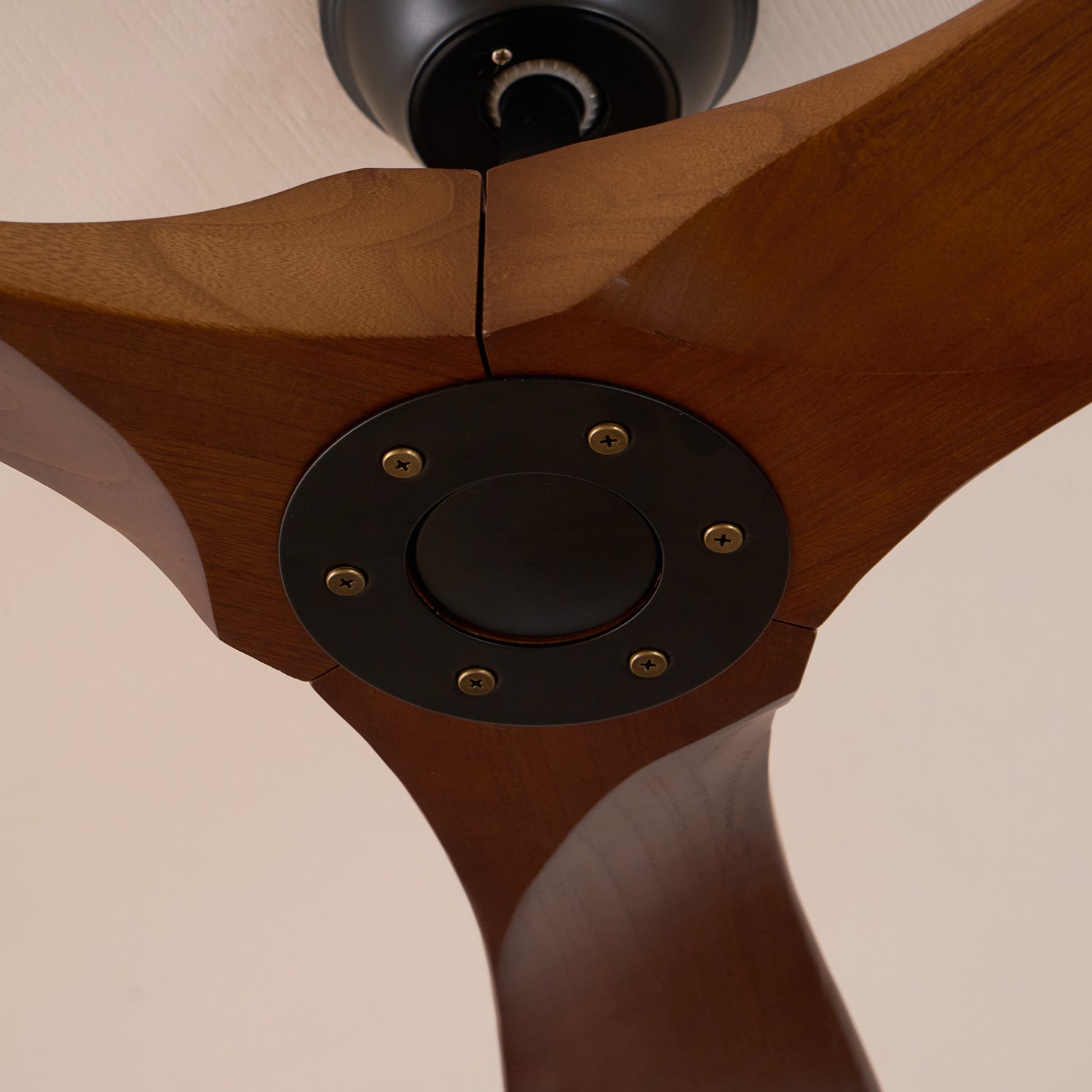 Veyronis Propeller Ceiling Fan