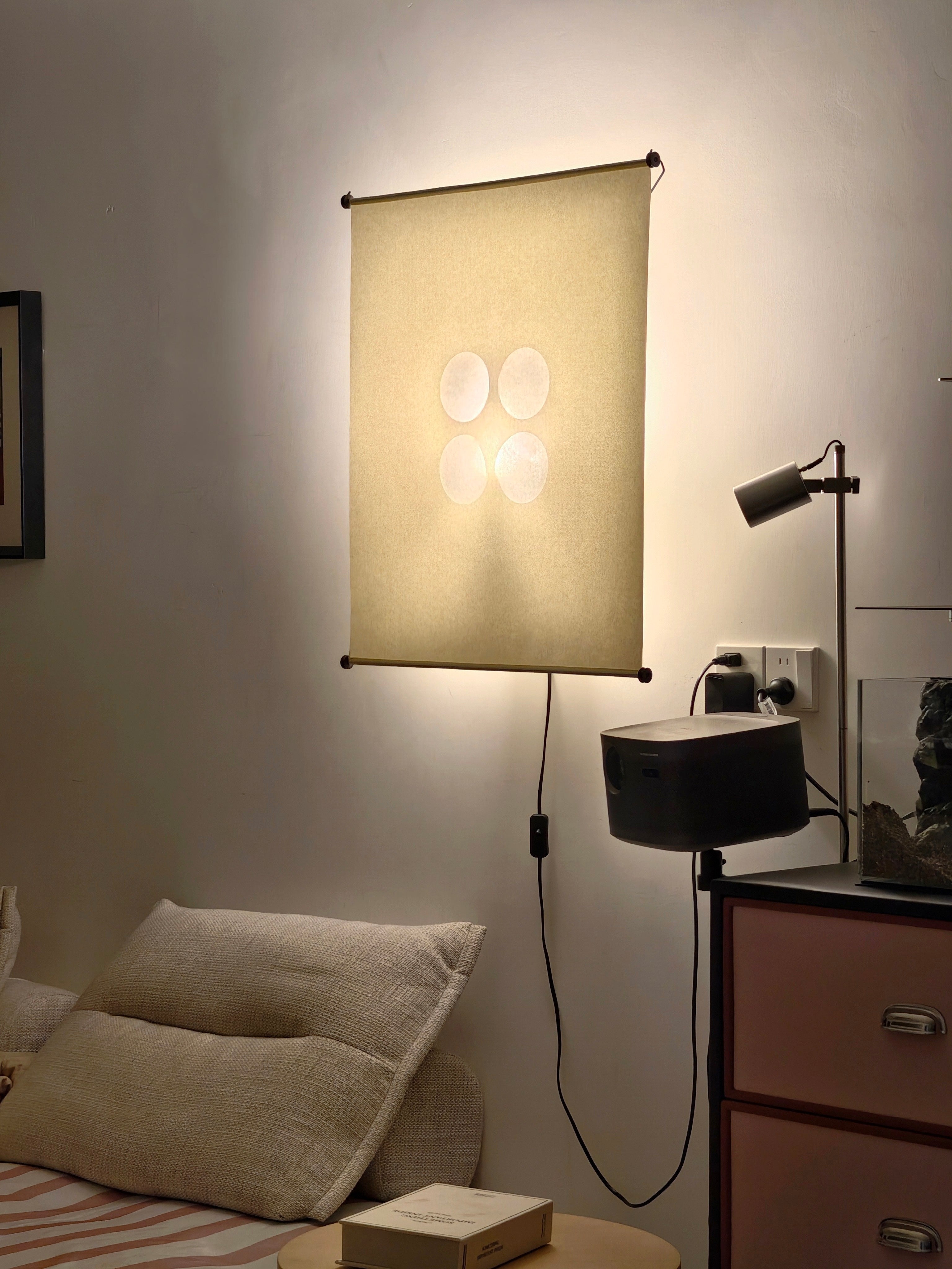 Yukishiro Washi Paper Wall Lamp