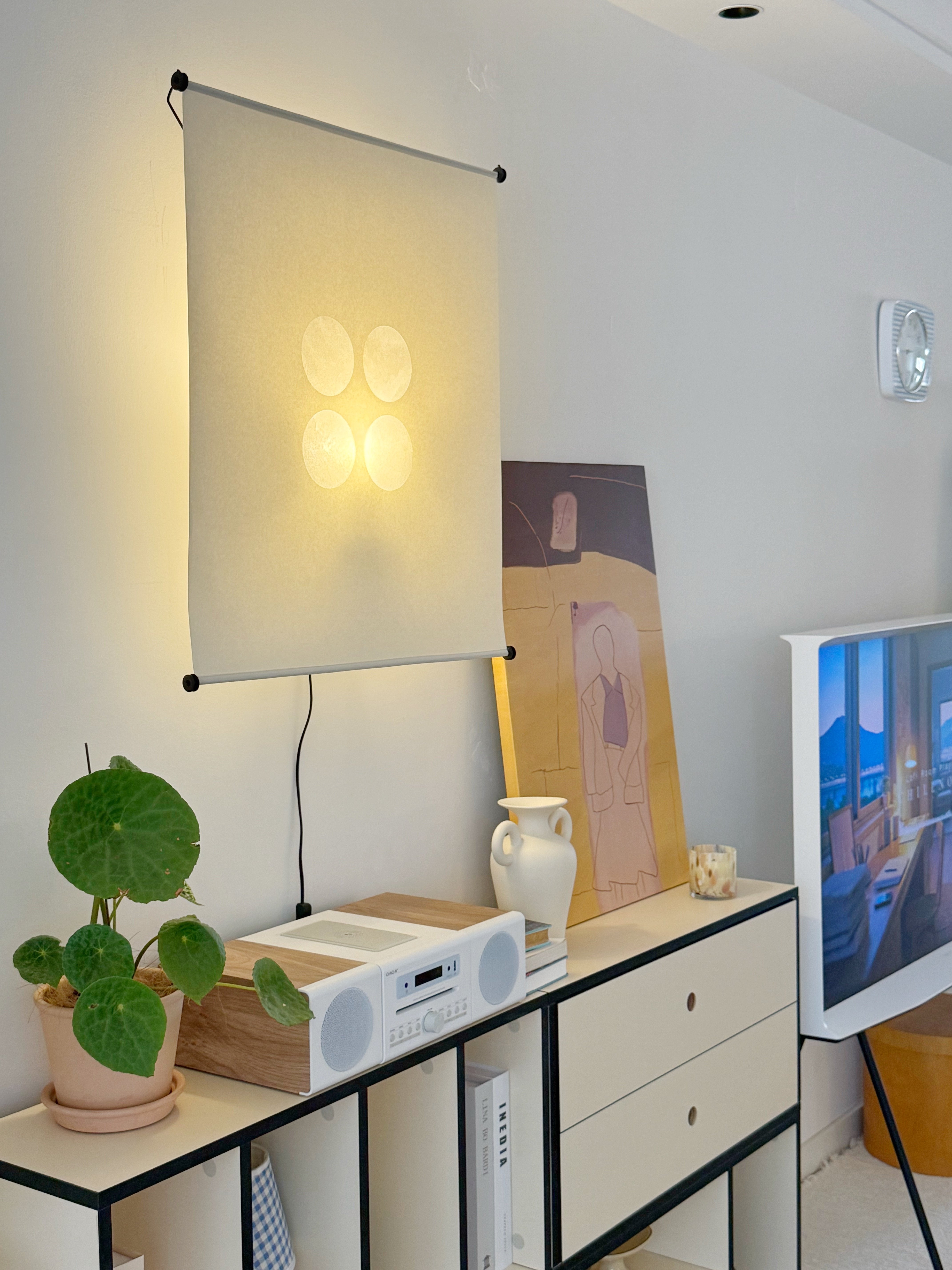 Yukishiro Washi Paper Wall Lamp